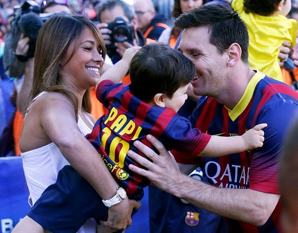 Lionel Messi và Antonella Roccuzzo - Tình yêu từ thuở bé