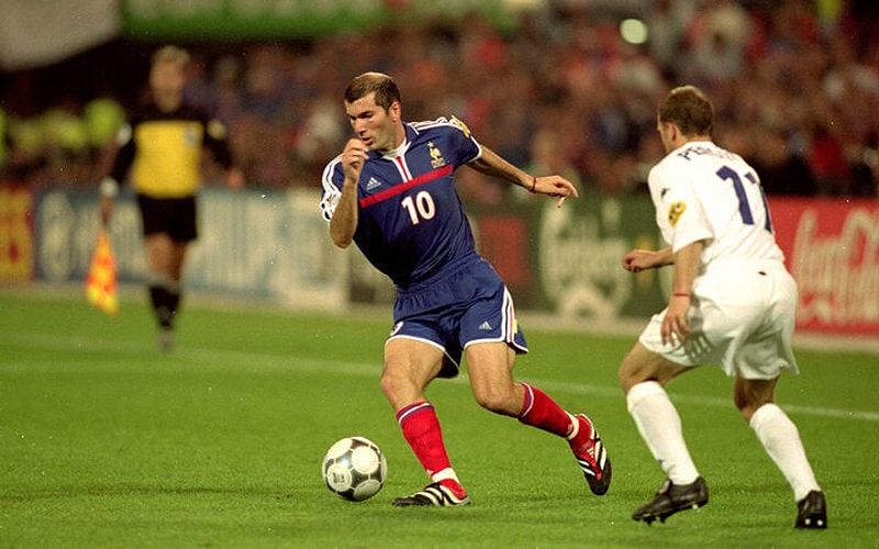 Zinedine Zidane tại kỳ EURO 2000.